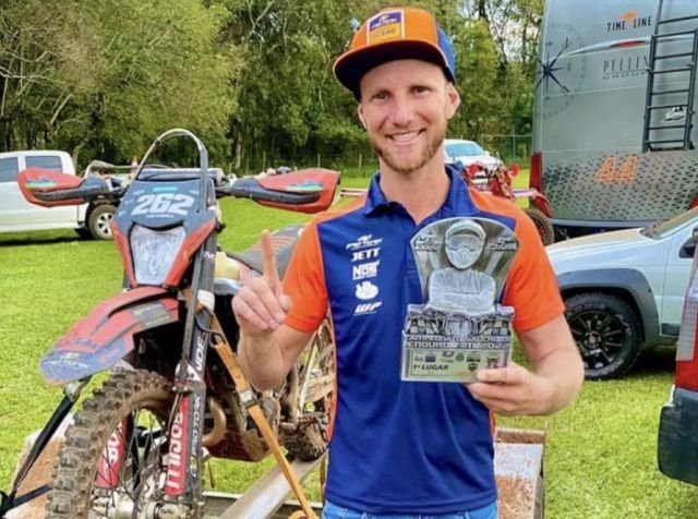Piloto de Enduro Gian Taffarel morre em acidente de trabalho em Caxambu do Sul