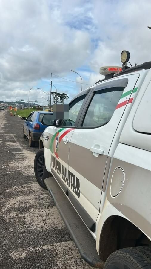 Três pessoas são presas após PM recuperar veículo furtado na BR-282