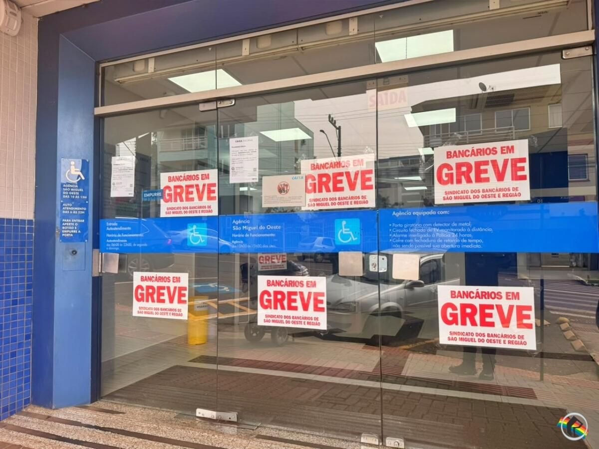 Agências da Caixa têm atendimento afetado por greve no Extremo Oeste de SC