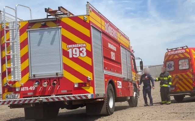 Bombeiros controlam incêndio em indústria de Maravilha