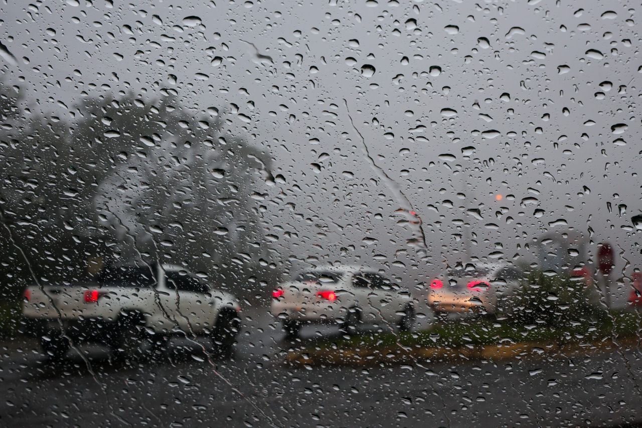 Defesa Civil alerta para temporais e risco de enxurradas em SC no último dia do inverno