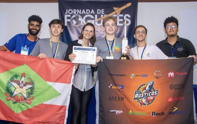 Escola SESI de São Miguel do Oeste conquista quarto título nacional na Jornada de Foguetes