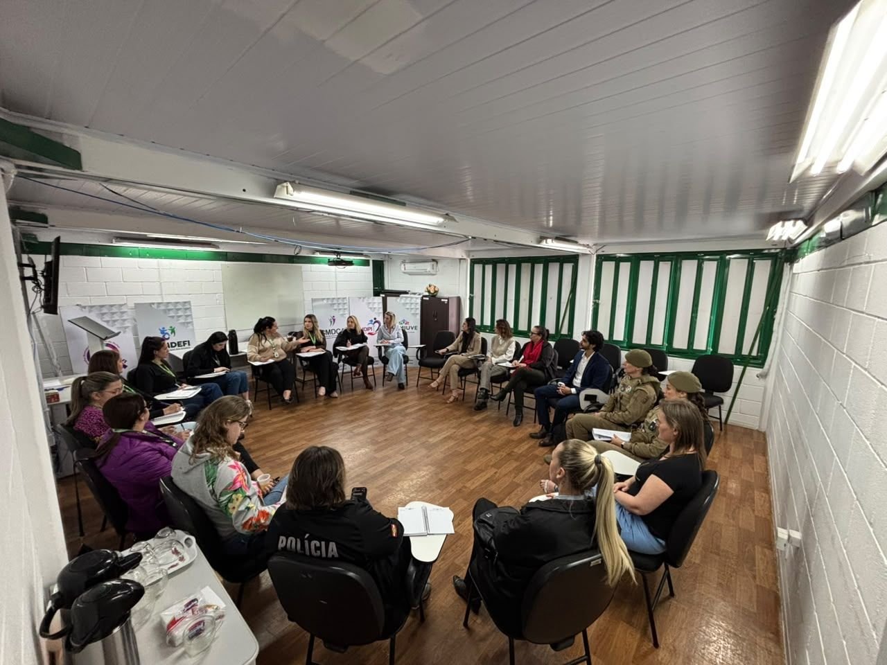 Rede Municipal de Atendimento à Mulher discute atualização de protocolo