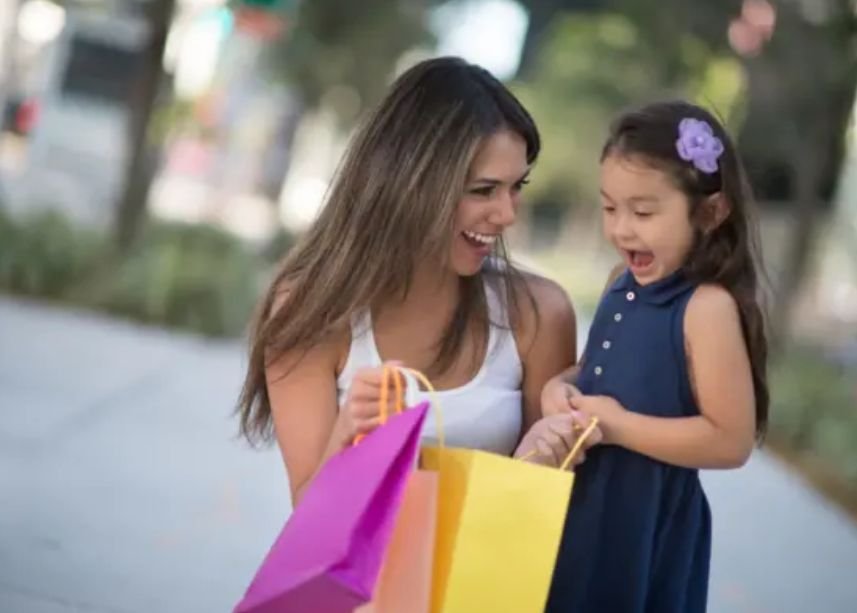 Intenção de compras para o Dia das Crianças em SC atinge recorde de R$ 320