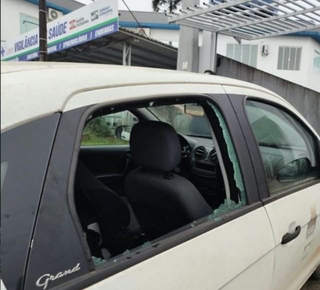 Homem é preso após ameaçar funcionárias do CREAS e danificar veículo em Dionísio Cerqueira