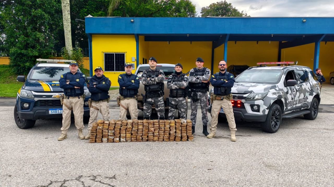 Polícia apreende 190 quilos de pasta base de cocaína em Biguaçu, SC