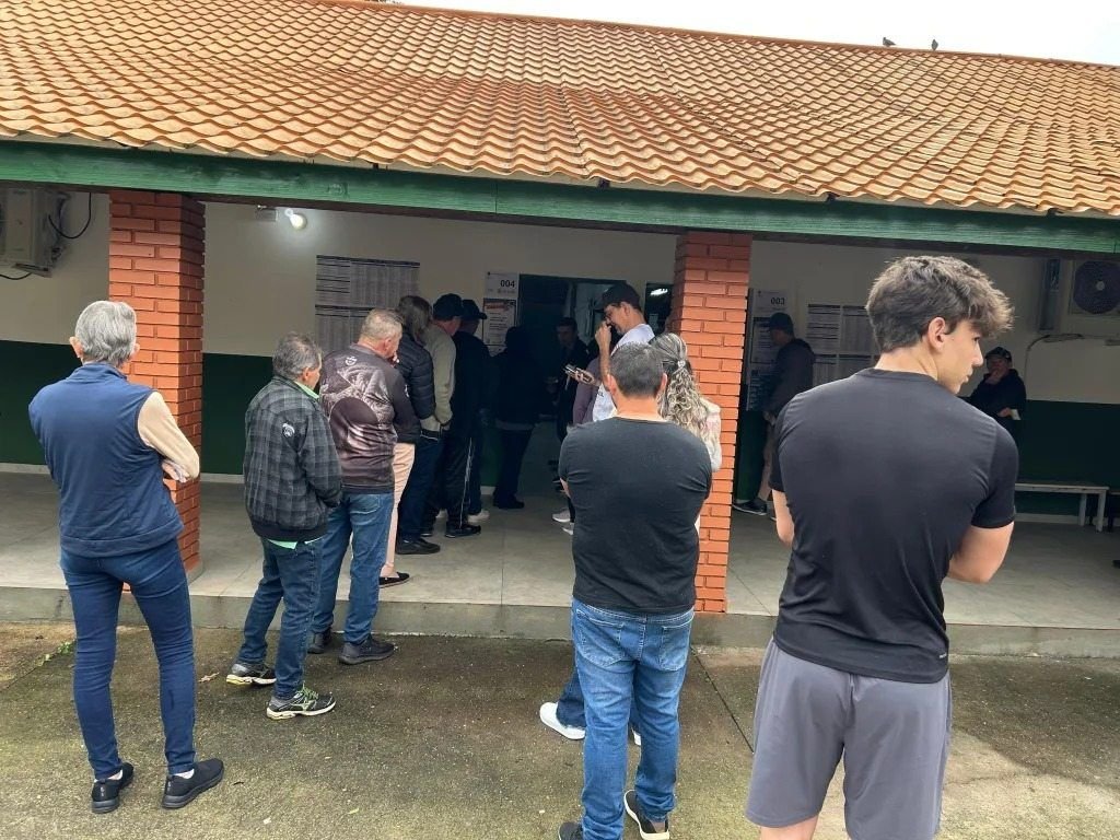 Mais de 27 mil eleitores votam com tranquilidade em Seara no primeiro turno das eleições 2026