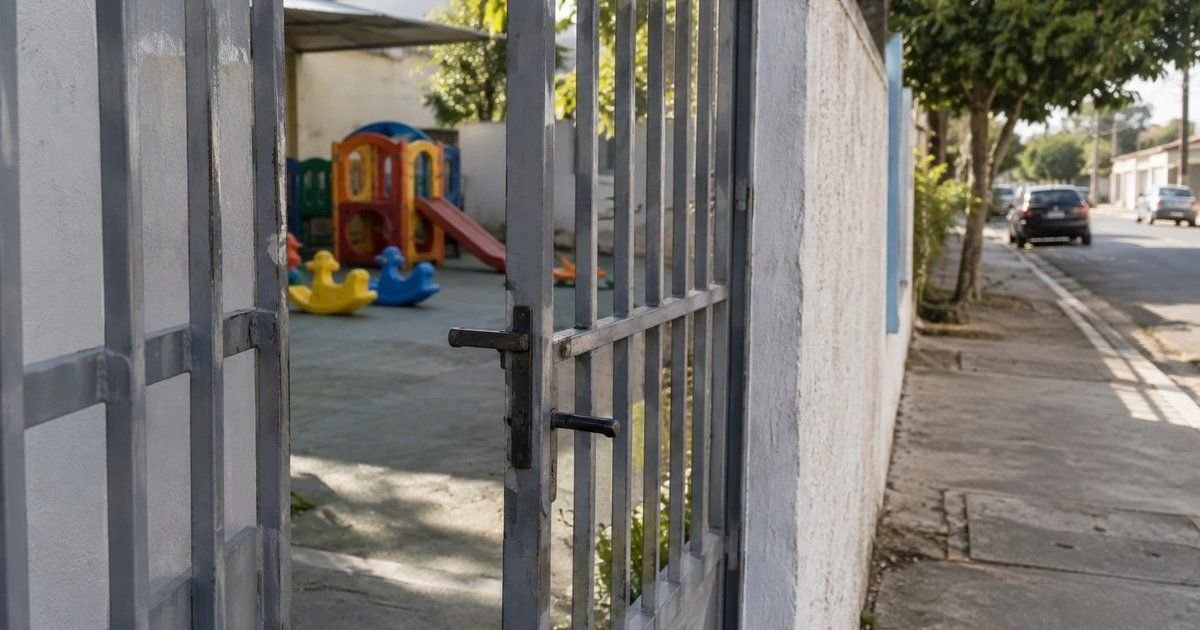 Criança de 3 anos é resgatada ao atravessar a Avenida Mauro Ramos em Florianópolis