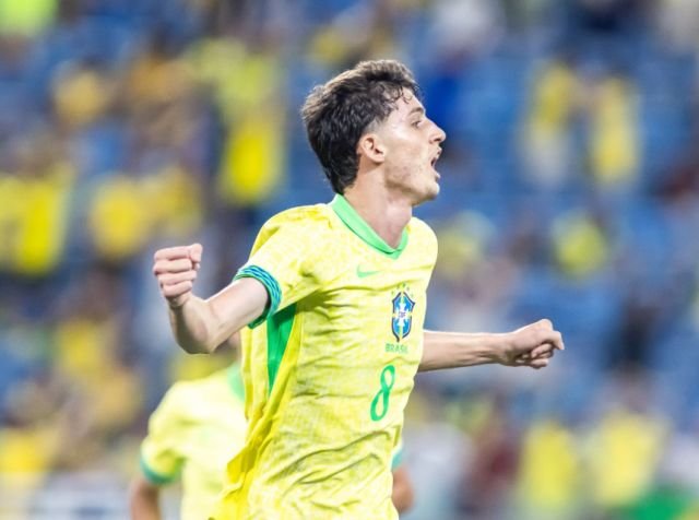 Eduardo Pappe, de Maravilha, brilha em lista de jovens talentos do futebol mundial