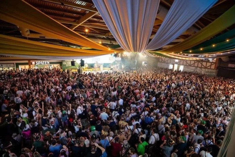Oktoberfest Blumenau 2026 começa hoje com entrada gratuita e novidades gastronômicas