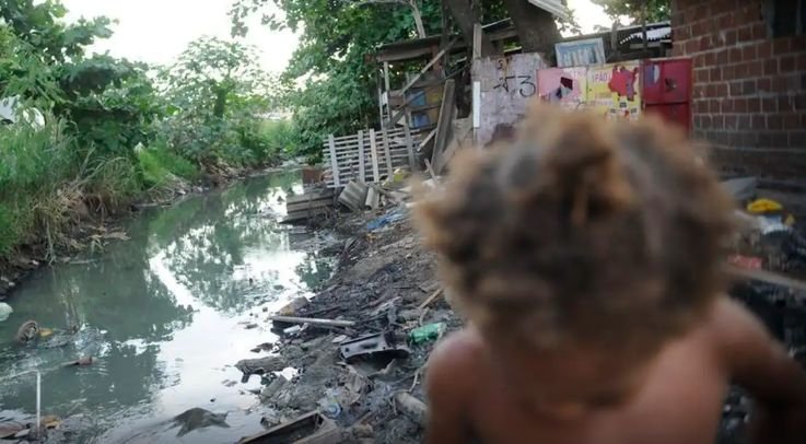 Mais de 30 milhões de crianças no Brasil enfrentam riscos climáticos alarmantes