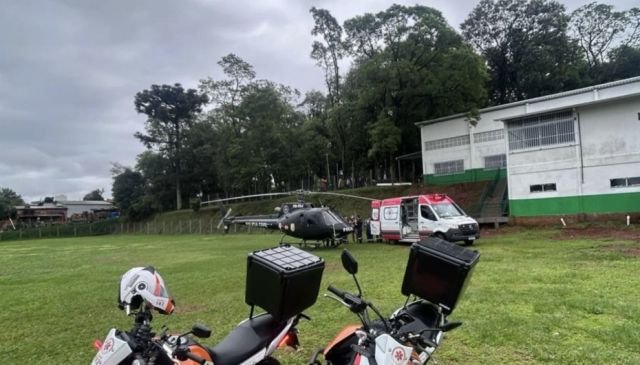 Adolescente de 14 anos é atingido por tiro na cabeça em Chapecó; autor é internado