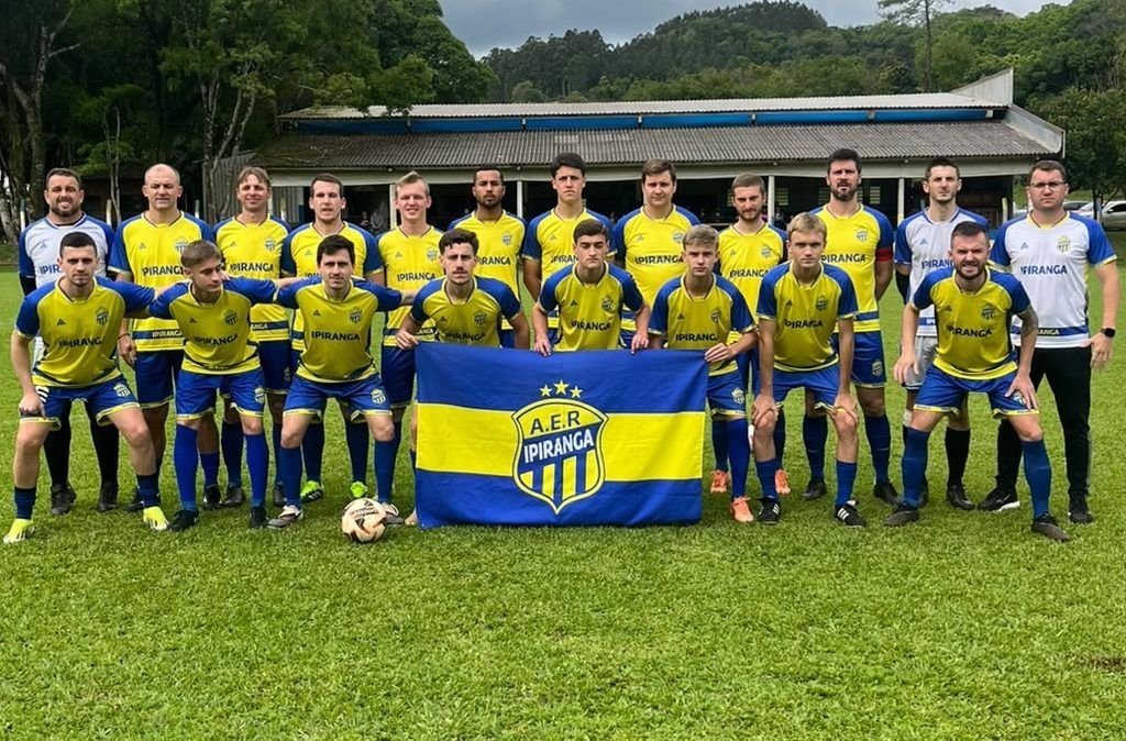 Ipiranga e Colonial disputam título do futebol de campo em São João do Oeste
