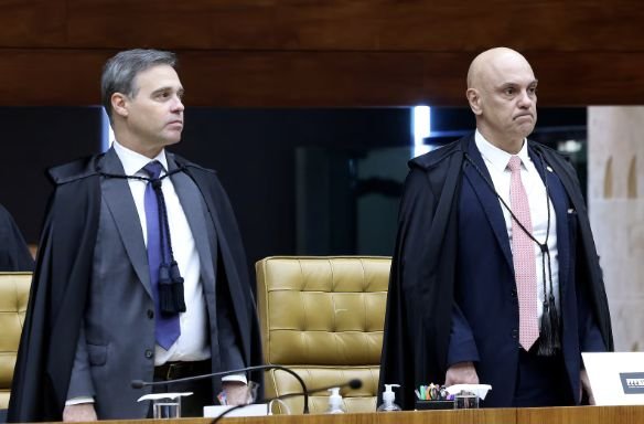 PGR se opõe a investigação de André Mendonça solicitada por Alexandre de Moraes