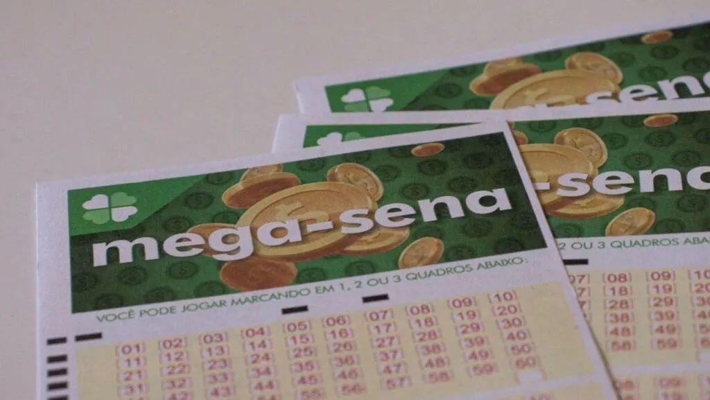 Mega-Sena acumula e pode pagar R$ 200 milhões; SC tem quatro apostas vencedoras