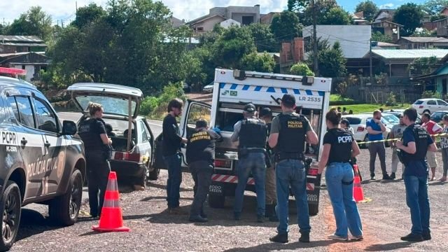 Sete detidos após corpo esquartejado ser encontrado em carro na BR-280, Paraná