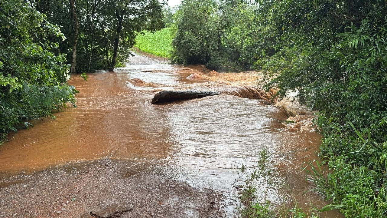 Descanso decreta situação de emergência após chuvas que danificam estradas e pontes
