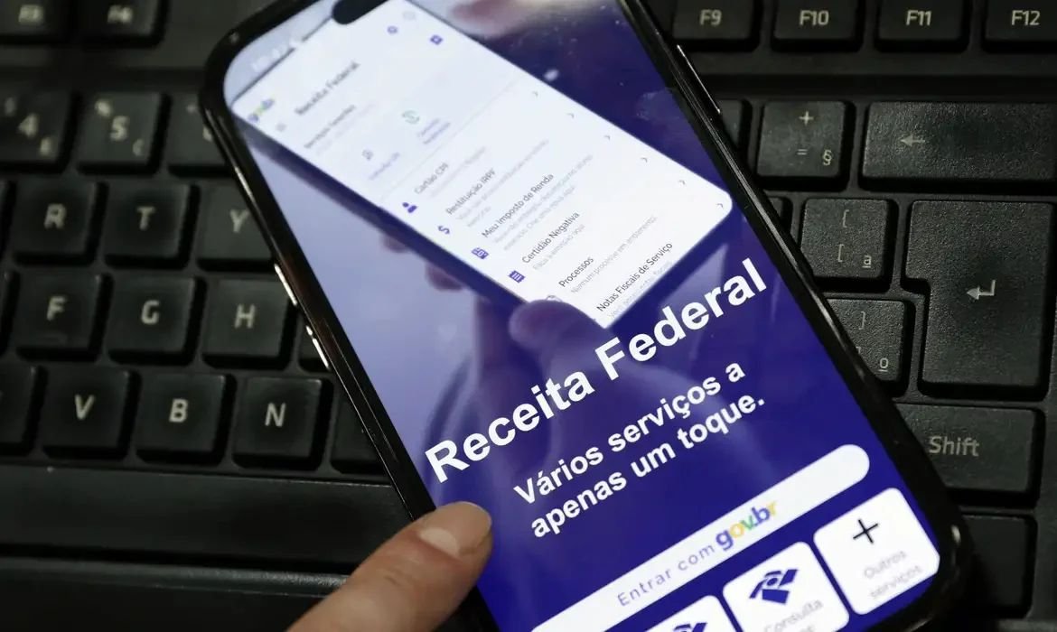 Receita Federal libera R$ 531,6 milhões em restituições do Imposto de Renda hoje